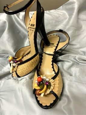 Moschino Cheap and Chic Fruit Charm Raffia Heels Sandals Made in Italy 8